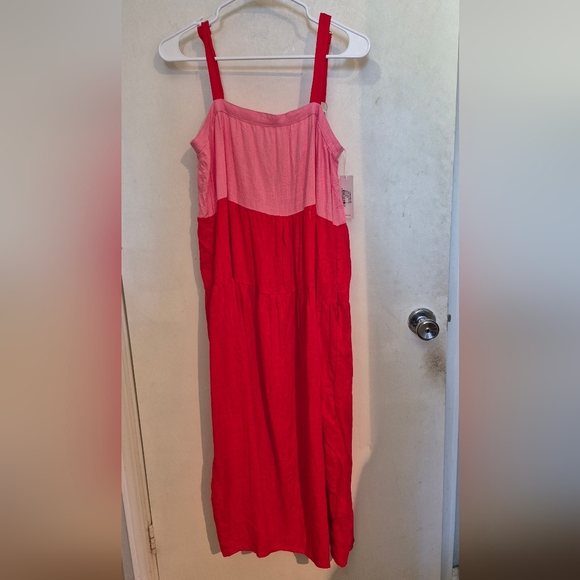 Petal & Pup Aliana Colorblock Pink and Red Midi Dress Sz.S NWT - Picture 3 of 6